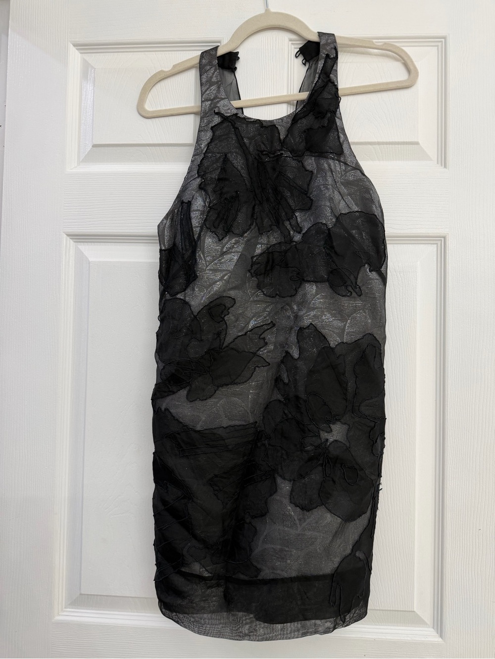 : BCBGMAXAZRIA Runway Black Gray Floral Cocktail Dress Size 2